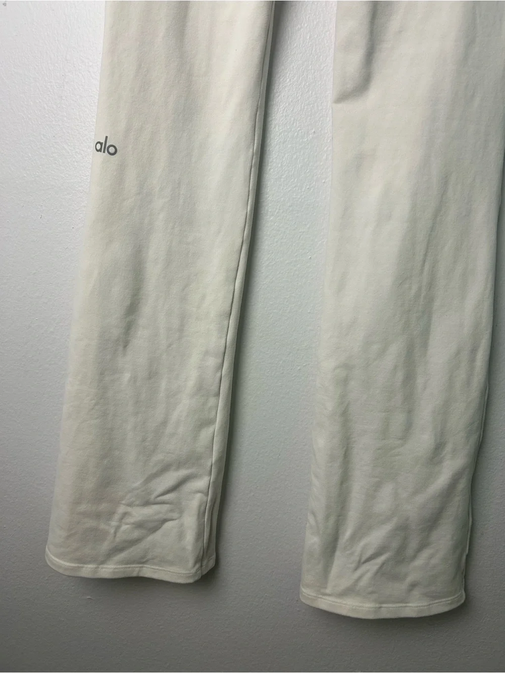 Alo Yoga Airbrush High Waist Flutter Legging Size S